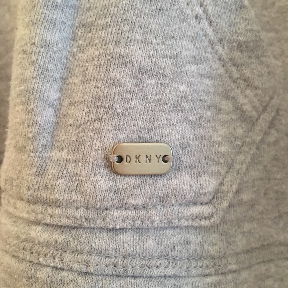 🌙DKNY Cropped Gray Hoodie - Picture 3 of 7